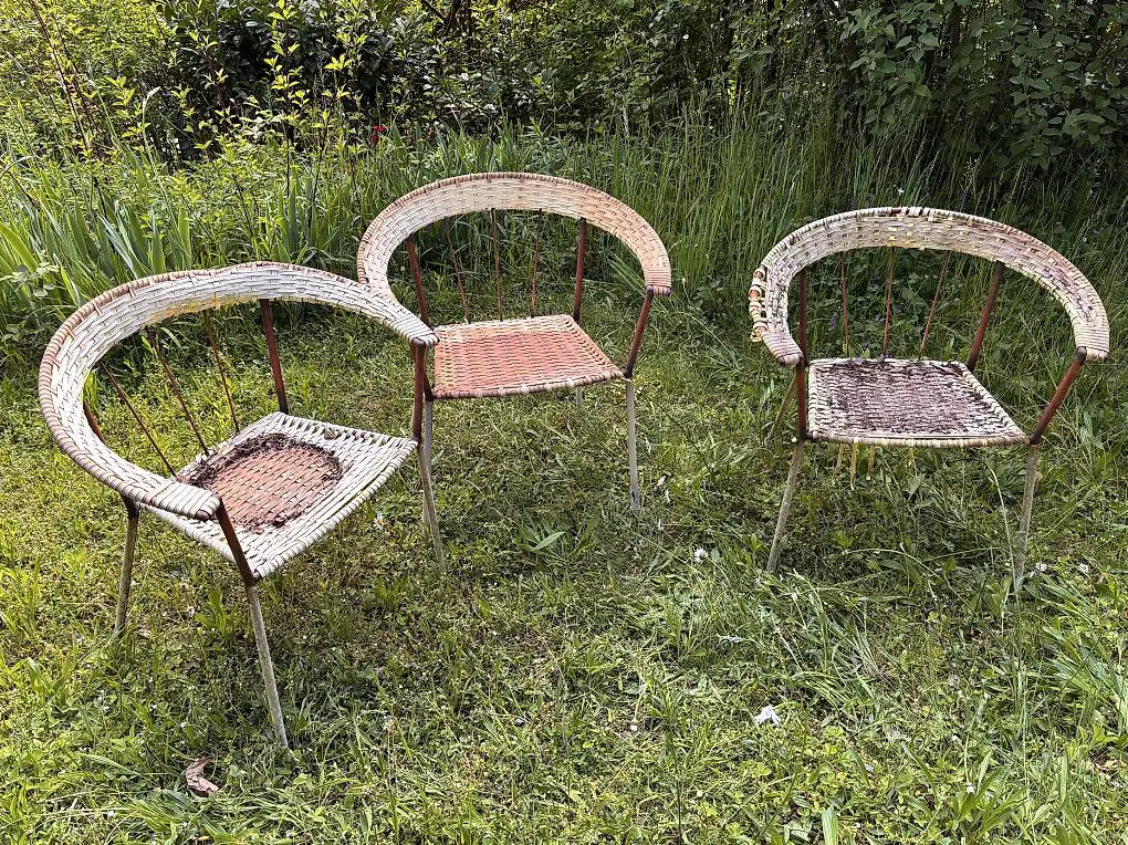 3 retro Gartenstühle restaurationsbedürftig