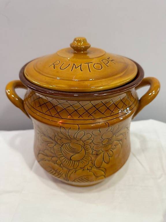 Rumtopf mit Henkel aus Keramik