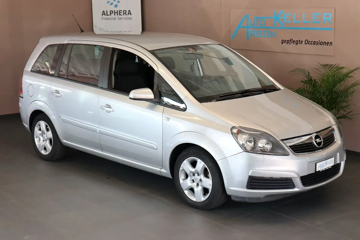 OPEL Zafira 1.9 CDTI Enjoy Automatic