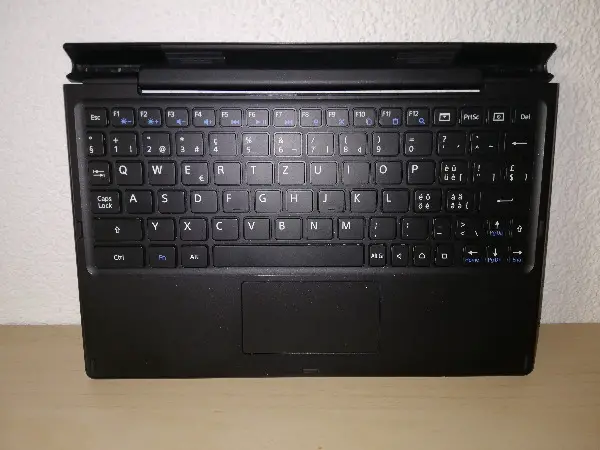 Bluetooth Tastatur mit Touchpad Sony BKB50