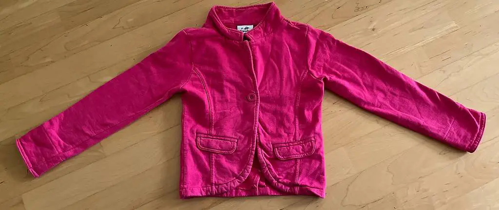 Jacke Grösse 128