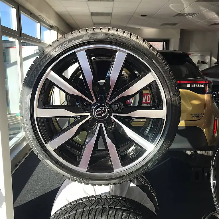 Offerta ruote invernali lega Toyota Corolla 225/40/18 92H