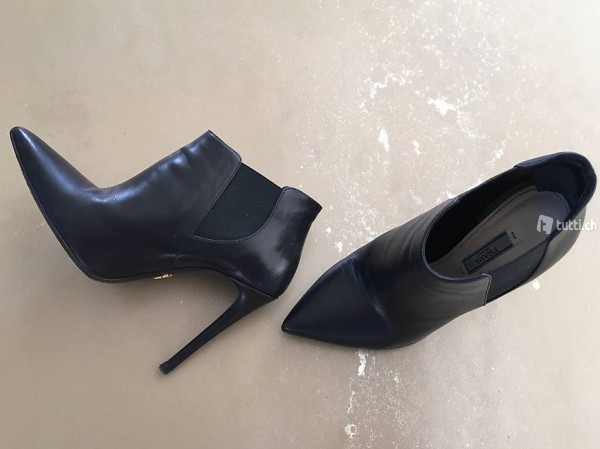 Prada Stiefeletten Gr. 39