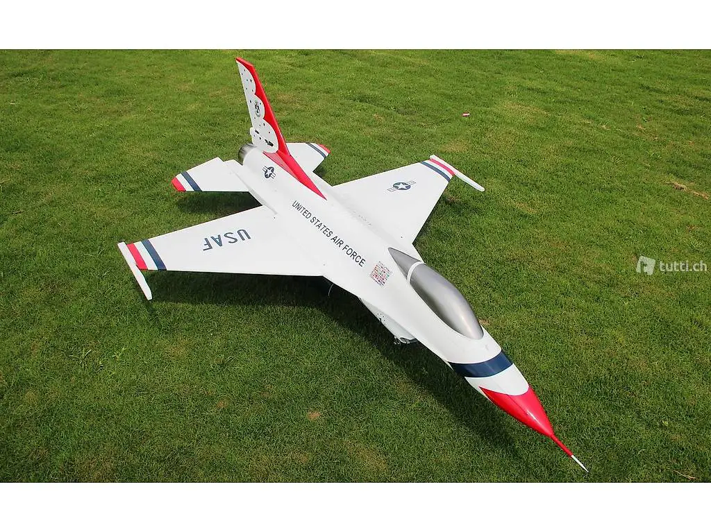  PRE-Tuned F-16 Thunderbird Turbinen-Jet, Spw 1344mm, m. EZFW