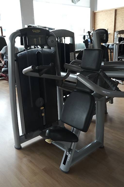 Shoulder Press Technogym Schulterpresse Kraftgerät