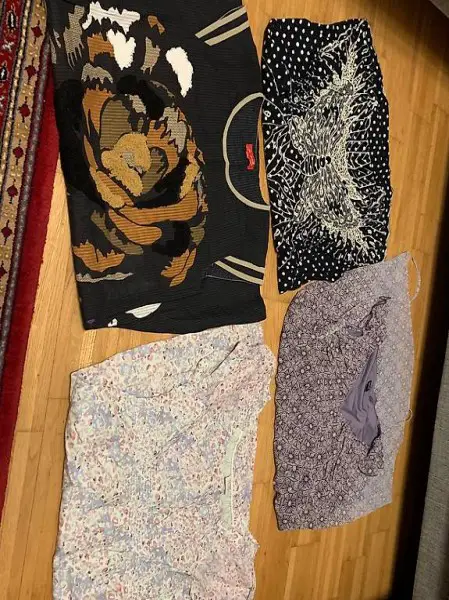 Diverse Kleider Stück fast neu je