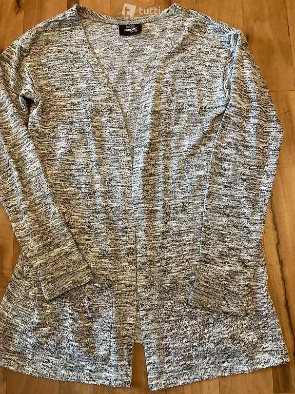 Cardigan / Strickjäckchen