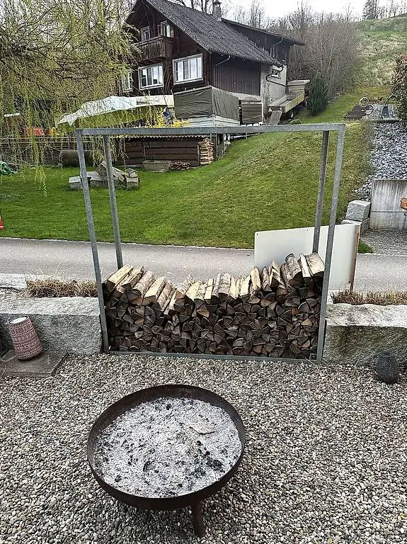 Holzlagergestell / Brennholzregal (wetterfest, rostfrei)
