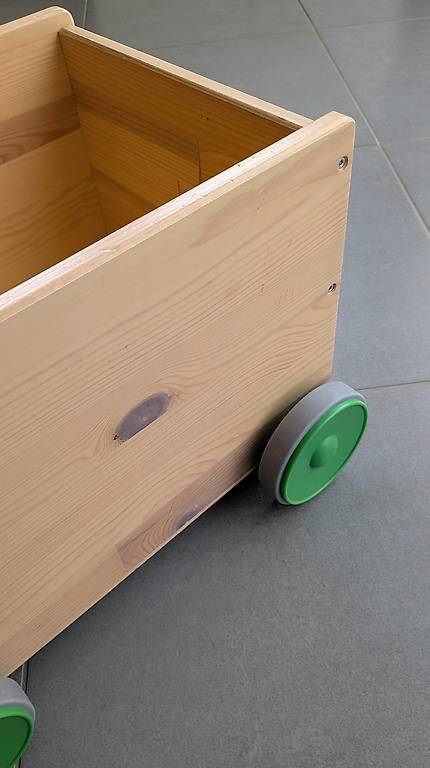 Spielzeugwagen Flisat Ikea