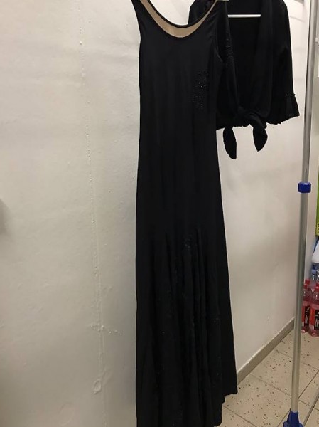 Flamenco-Kleid und Wickeljacke handgemacht