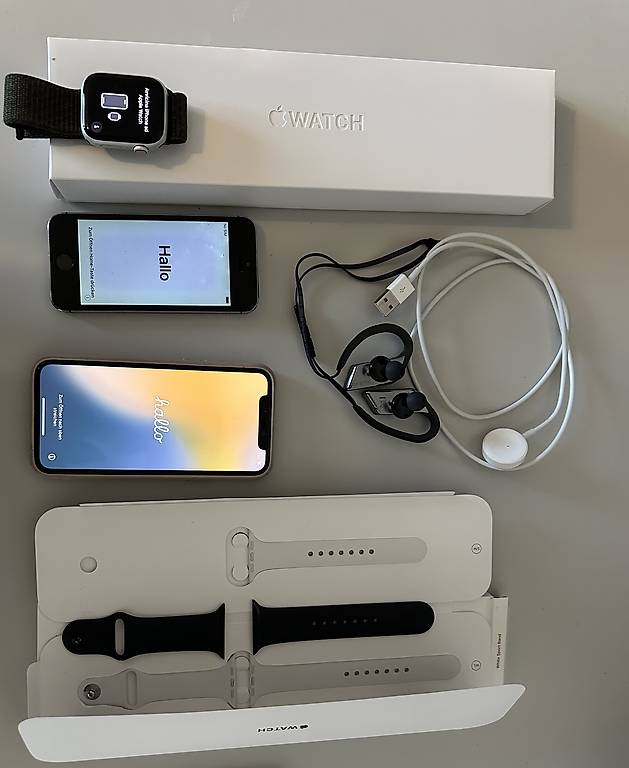 iPhone 11 Pro 512 GB + Apple Watch 8 45mm cellular