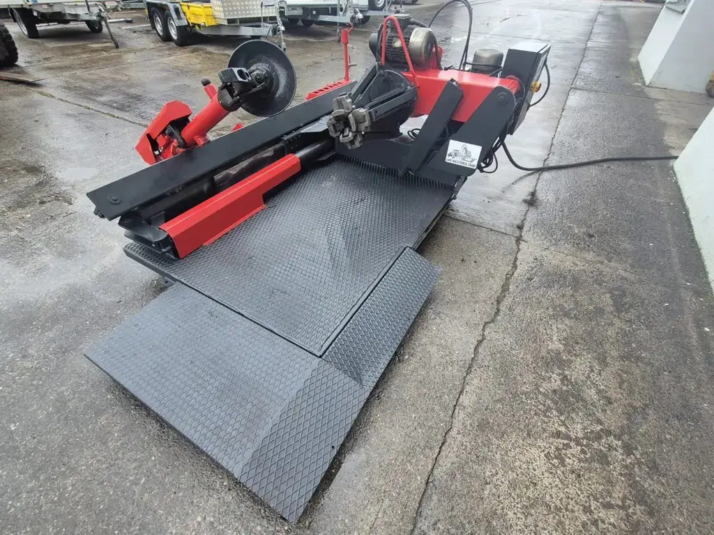 Reifenmontiermaschine Sice S560