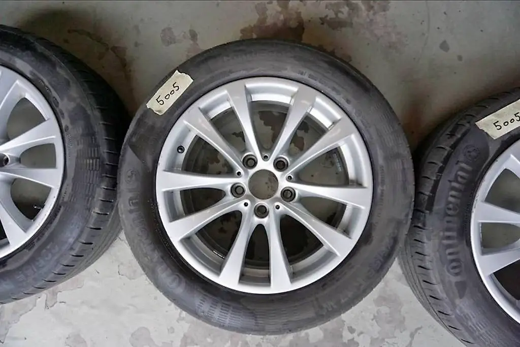 BMW Felgen mit Bereifung 5x120