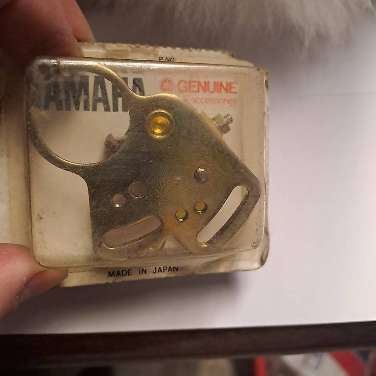 puntine Yamaha RD 250, 350, DS7 278-81622-20