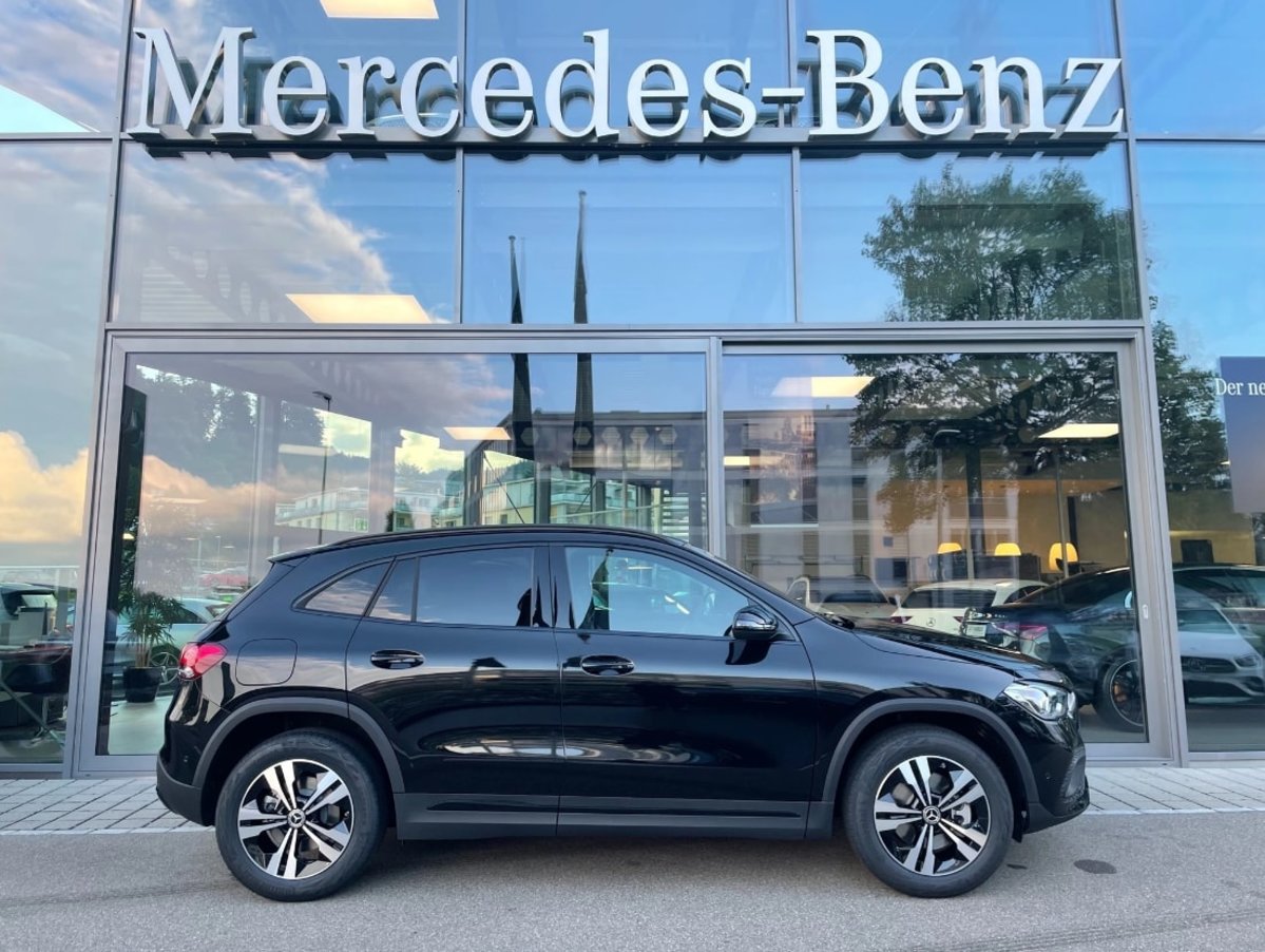 mercedes-benz gla 250e progressive 8g-dct