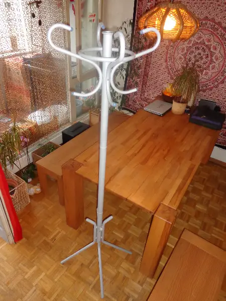 Porte manteau perroquet