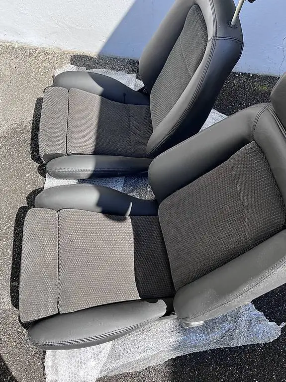 Recaro Sitze e21-2002-e12-e28