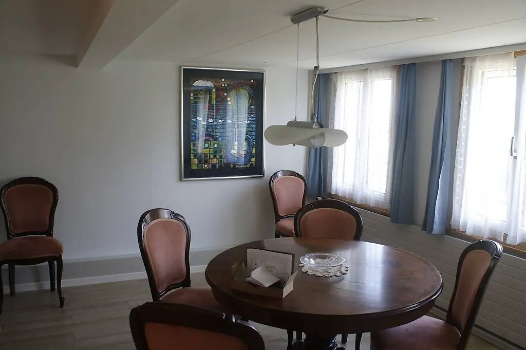 Ganze 4 Zimmer Wohnungseinrichtung