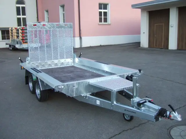 TEMARED, BUILDER 3015 3"500kg geschlossenen Rampe, Baumaschinenanhänger