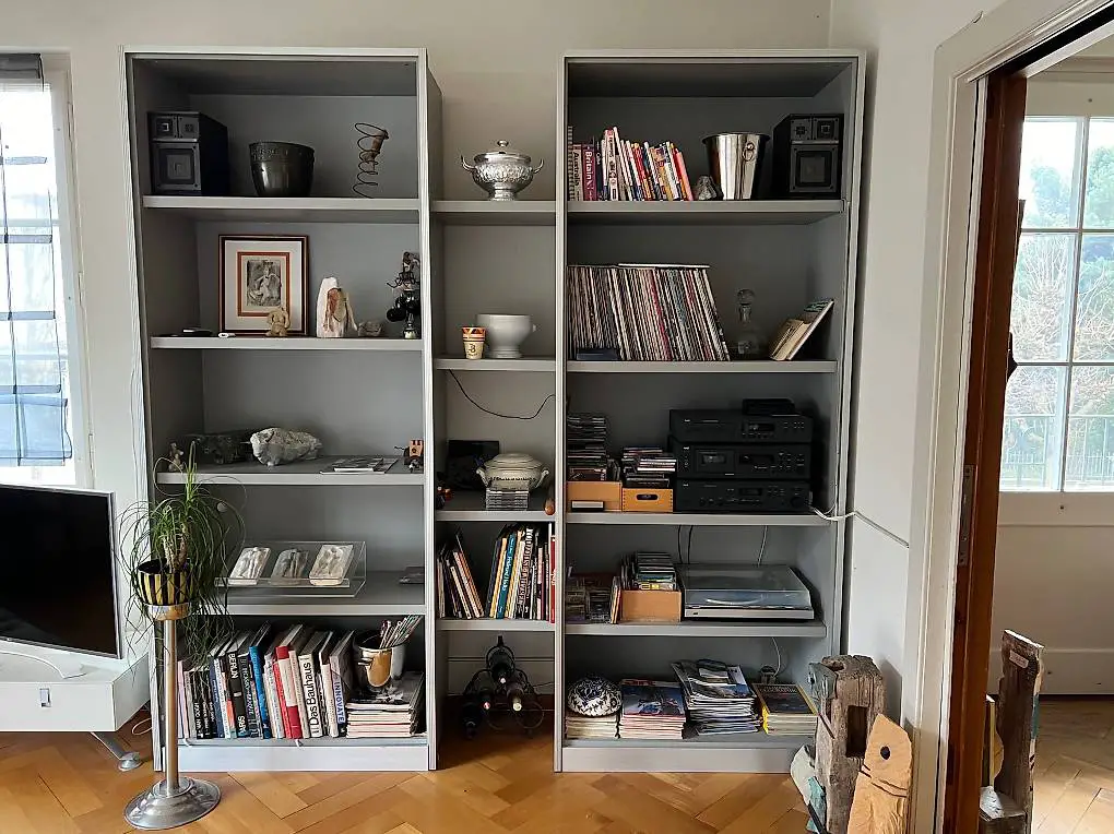 Robuste Wohnwand / Regal