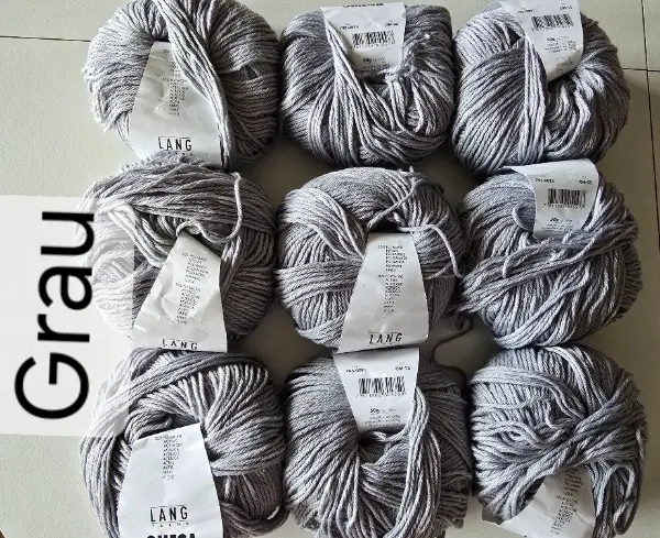 9 Stück Acryl Wolle
