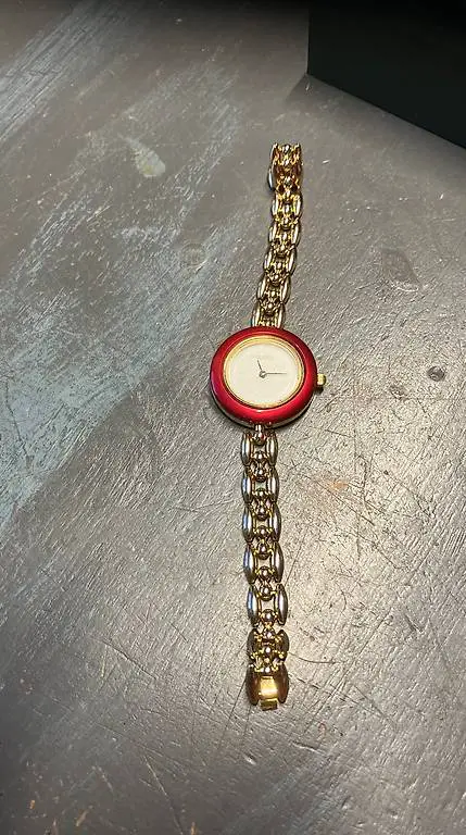 Damenarmbanduhr Vintage Armbanduhr antik A*Gucci