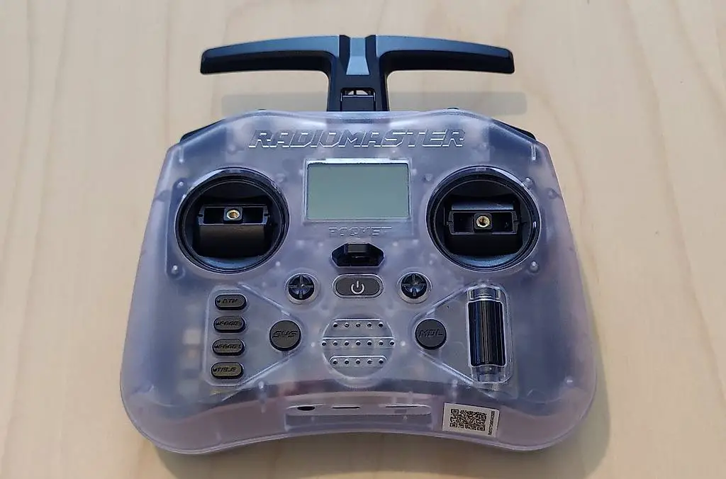 Radiomaster Pocket ELRS RC Fernsteuerung + 2x Empfänger