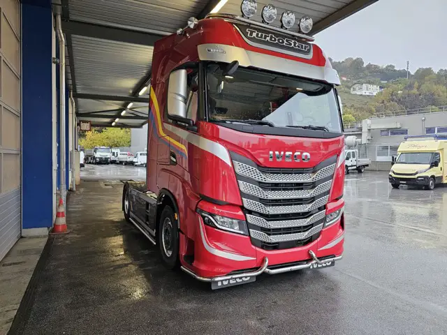 IVECO, AS440S57T/FP TurboStar (ADR) , Sattelkupplung