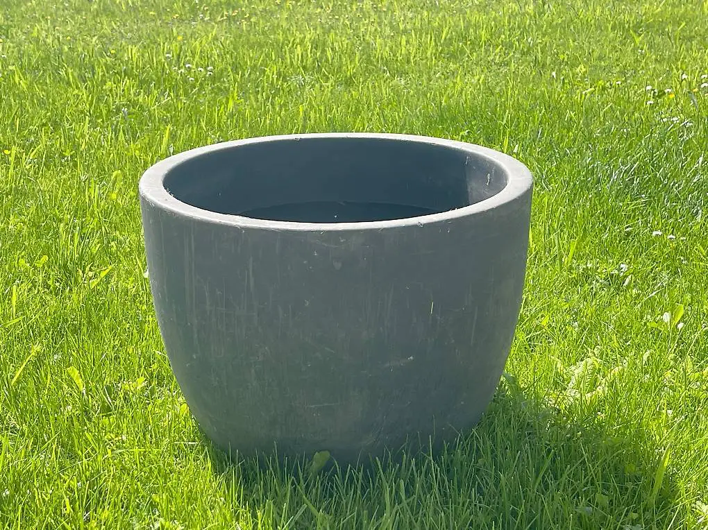 Pflanzentopf aus Kunststoff