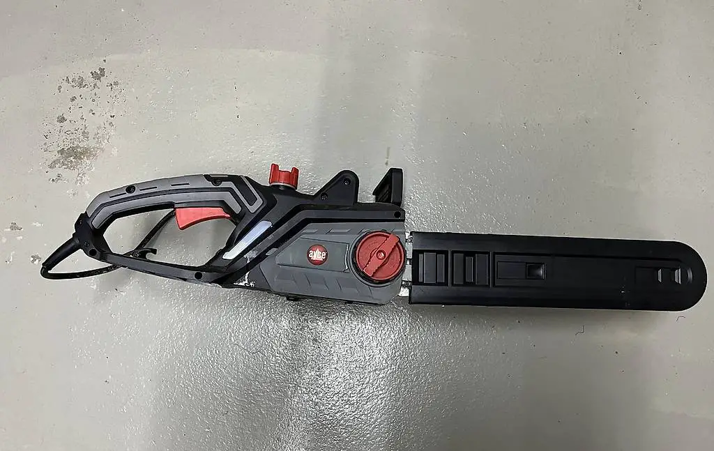 Elektro-Kettensäge (ayce)