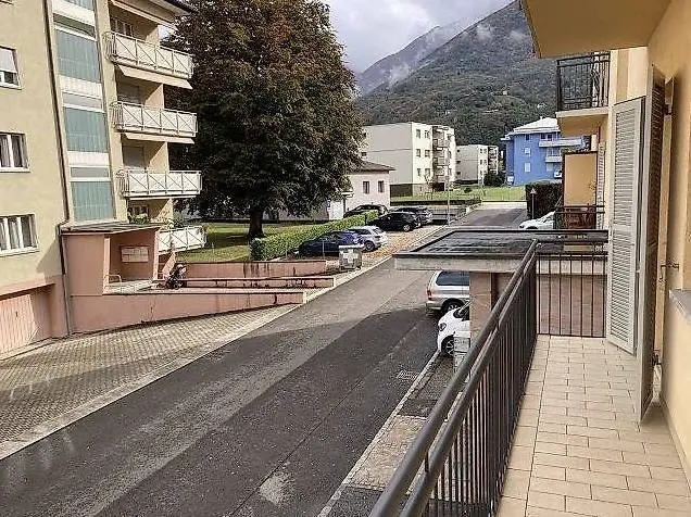 2 OG ruhig, zentral / secondo piano, tranquilla, centrale