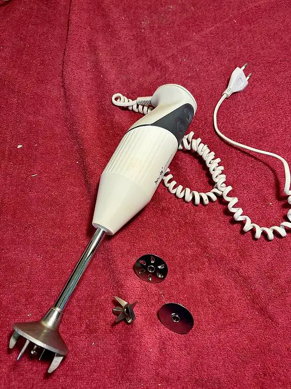 Bamix M180 mit 3 Aufsätzen