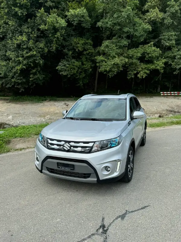 SUZUKI Vitara 1.6 TD Sergio Cellano Top TCSS