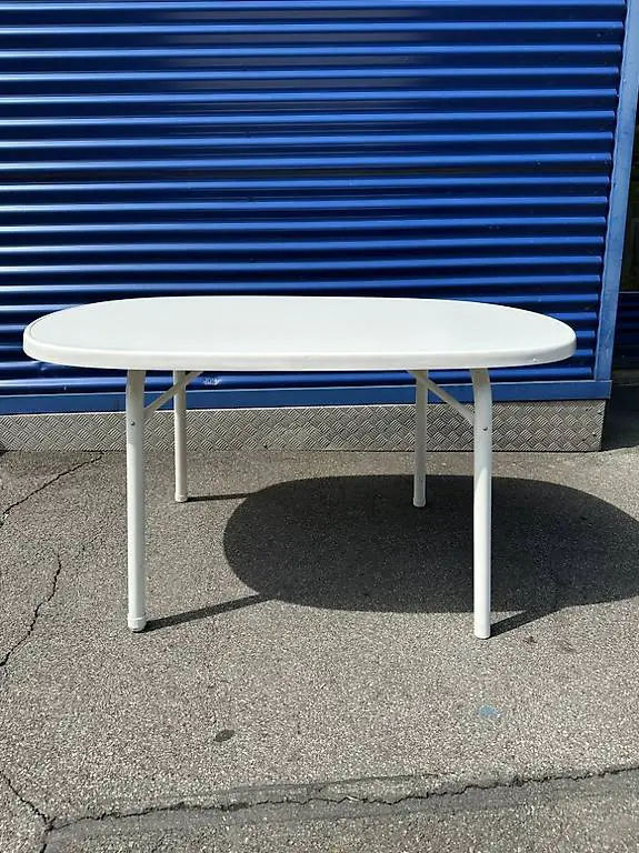 Ovaler Sieger Gartentisch mit Mecalit-Platte in Weiss