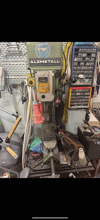 Säulenbohrmschine Alzmetall