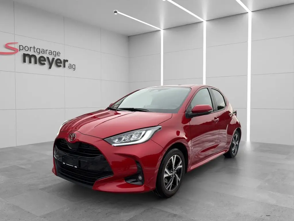 toyota yaris 1.5 vvt-i hsd trend