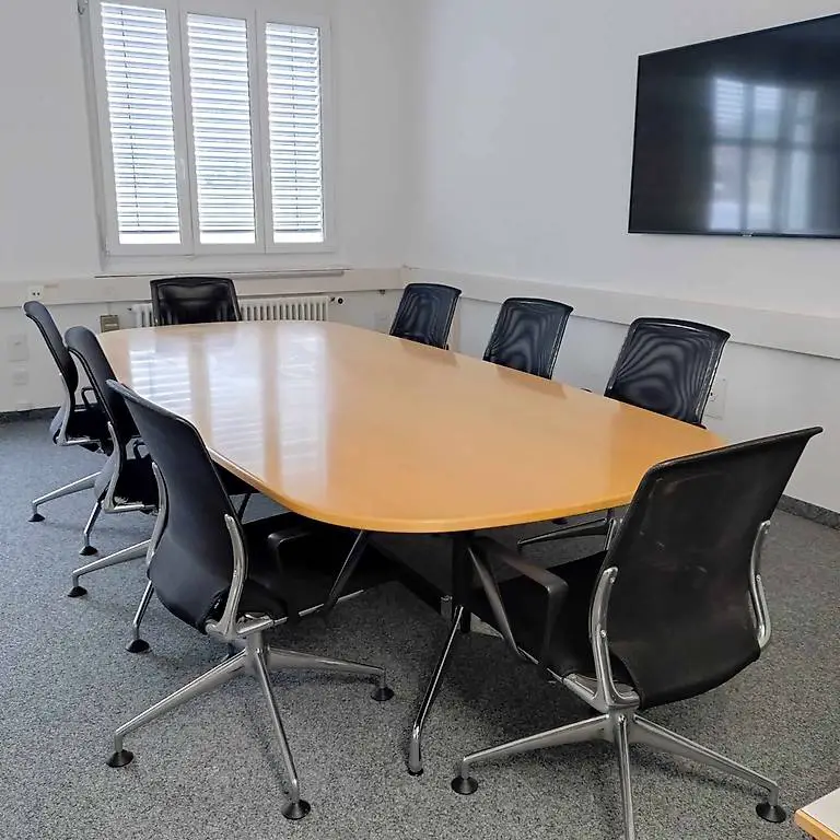 Sitzungstisch Vitra Eames Segmented Tables