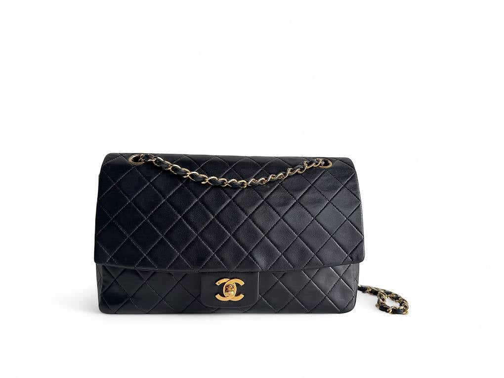 CHANEL Lambskin Quilted Medium Single Flap