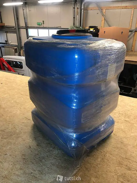 Serbatoio cisterna tank da 500 litri in PE