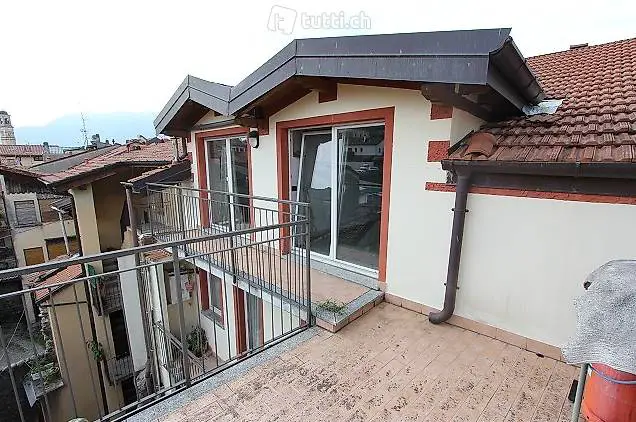  app. mansaradat vicino al lago / Mansardewohnung in Seenähe