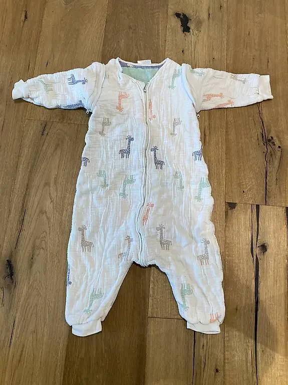 Babyschlafsack mit Füssen