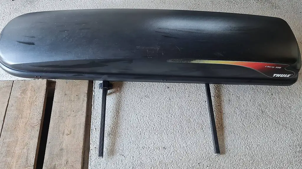 Box, coffre de toit Thule avec barres et supports