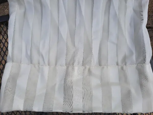 Fertig-Vorhang, genäht mit Aufhängern/ Gleitern