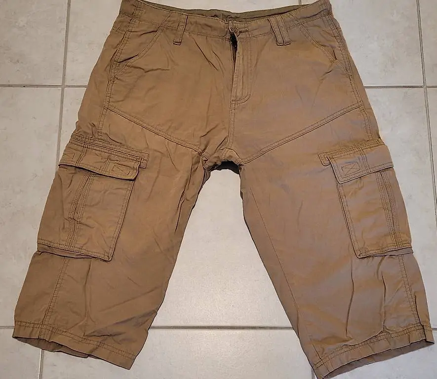 Sommerhose, dreiviertel, Gr. 48, hellbraun