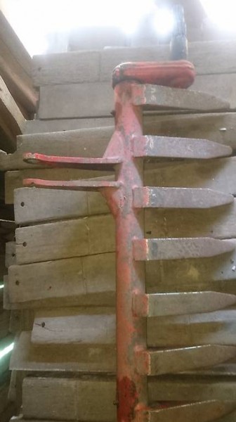 Förderschwinge Ladegerät Reform Nr.: 211 523 211