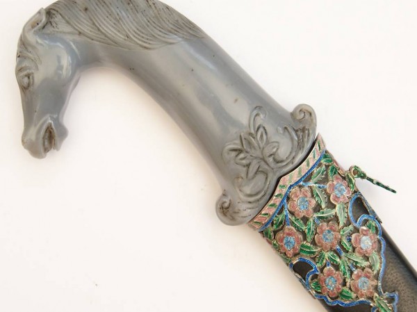  Luxuriöser Dolch, Griff aus Achat - Indien