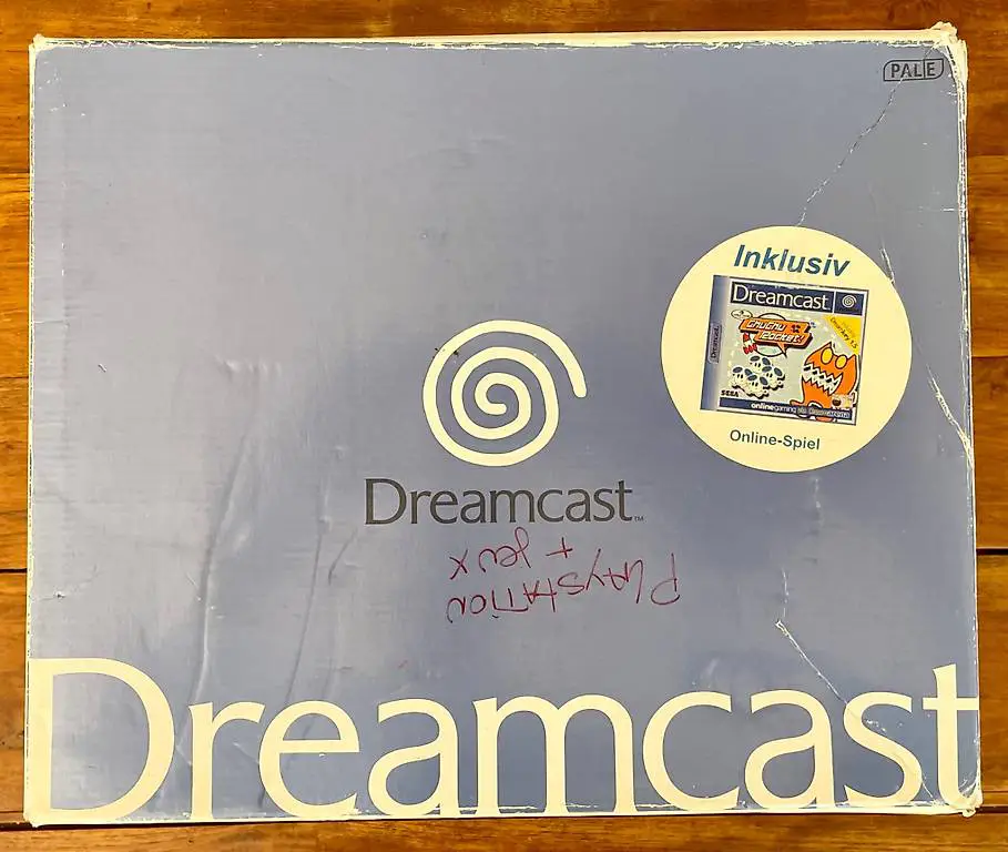 Dreamcast Speilkonsole + 2 Controller + 20 Spiele