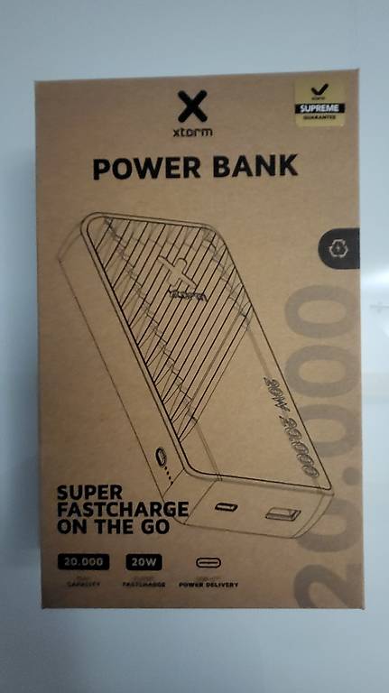 Power Bank Ladestation Xtorm NEU