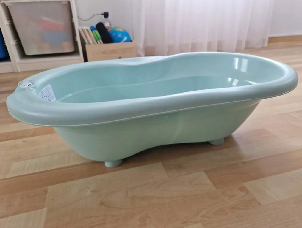 Babywanne mit Ständer