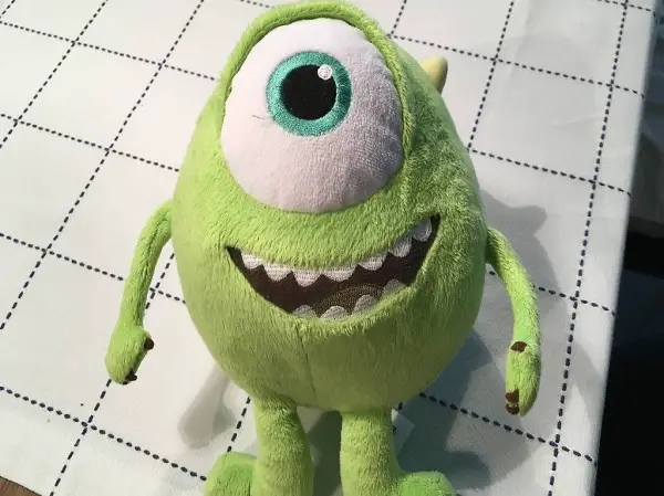 Disney Pixar Figur in Plüsch grün